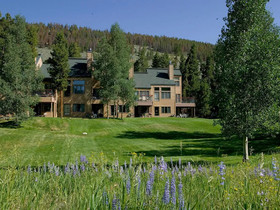 Aspen Ridge Condominiums