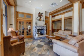 Buffalo Lodge by Summit County Mountain Retreats