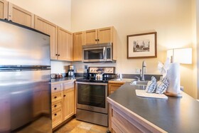 Buffalo Lodge by Summit County Mountain Retreats