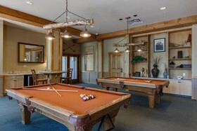 Buffalo Lodge by Summit County Mountain Retreats