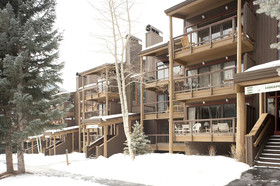 Evergreen Condominiums