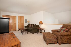 Gateway Mountain Lodge