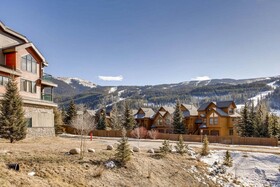 Gateway Mountain Lodge