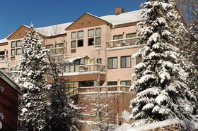 Slopeside Lodge