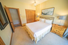 Snake River Village by Summit County Mountain Retreats