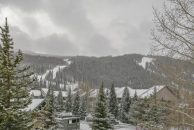Snake River Village by Summit County Mountain Retreats