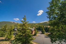 Snake River Village by Summit County Mountain Retreats