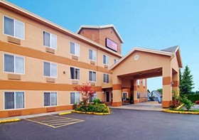 Comfort Suites Lakewood - Denver