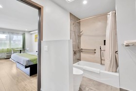 Exclusivo Inn & Suites