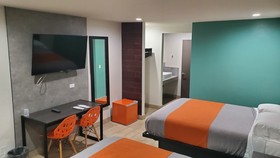 Exclusivo Inn & Suites