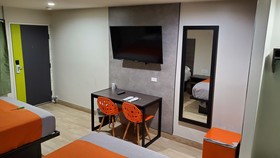 Exclusivo Inn & Suites