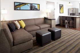 Hyatt House Denver/Lakewood at Belmar