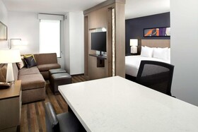 Hyatt House Denver/Lakewood at Belmar