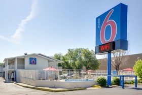 Park Inn by Radisson Lakewood