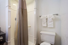 Park Inn by Radisson Lakewood