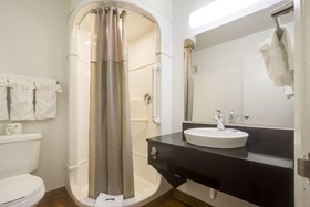 Park Inn by Radisson Lakewood