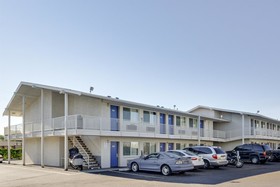 Park Inn by Radisson Lakewood