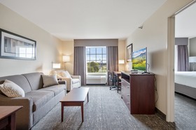 Cobblestone Hotel & Suites - Lamar