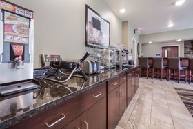 Cobblestone Hotel & Suites - Lamar