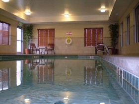 Holiday Inn Express Limon I-70 (Ex 359)
