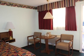 Safari Inn