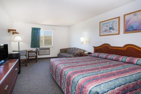 Super 8 by Wyndham Limon