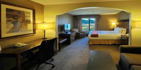 Holiday Inn Express & Suites Littleton