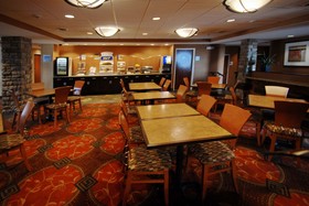 Holiday Inn Express & Suites Littleton