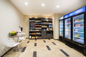 Candlewood Suites Longmont