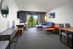 Courtyard Boulder Longmont
