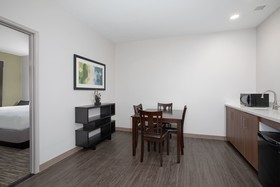 Holiday Inn Express & Suites Longmont