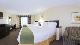 Holiday Inn Express & Suites Longmont