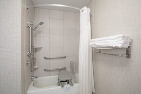 Holiday Inn Express & Suites Longmont