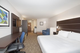 Holiday Inn Express & Suites Longmont