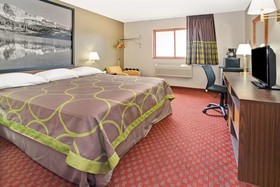 Super 8 by Wyndham Longmont/Del Camino