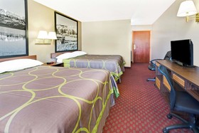 Super 8 by Wyndham Longmont/Del Camino