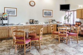 Travelodge by Wyndham Longmont
