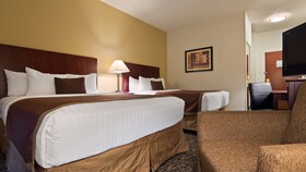 Best Western Plus Louisville Inn & Suites