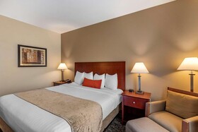 Best Western Plus Louisville Inn & Suites