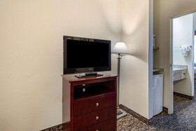 Best Western Plus Louisville Inn & Suites