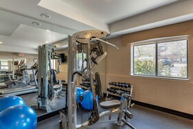 Best Western Plus Louisville Inn & Suites