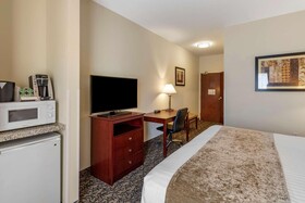Best Western Plus Louisville Inn & Suites