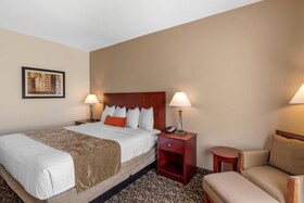 Best Western Plus Louisville Inn & Suites