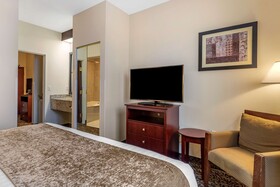 Best Western Plus Louisville Inn & Suites