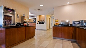 Best Western Plus Louisville Inn & Suites