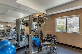 Best Western Plus Louisville Inn & Suites