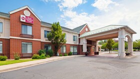 Best Western Plus Louisville Inn & Suites