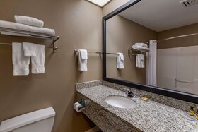 Best Western Plus Louisville Inn & Suites
