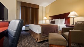 Best Western Plus Louisville Inn & Suites