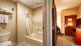 Best Western Plus Louisville Inn & Suites